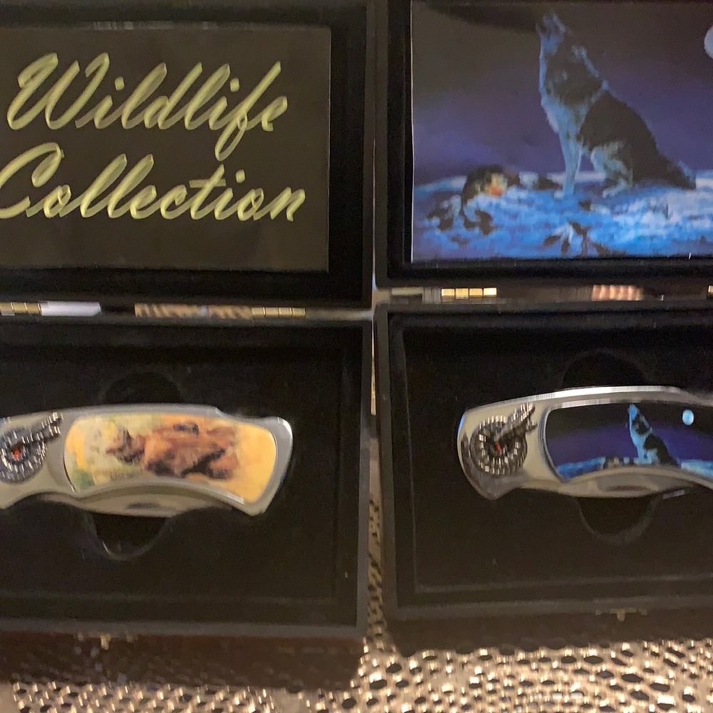 2 wild life collection knives with box